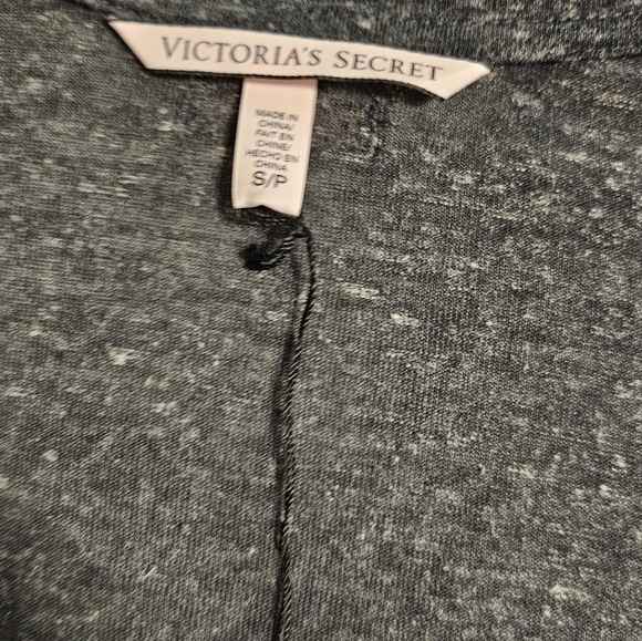 Victoria's Secret Sleep Top Size Small NWT - Picture 3 of 6